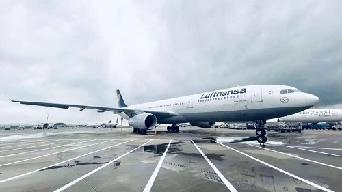 Airline Debt Increases as COVID Continues to Affect&nbsp;Travel